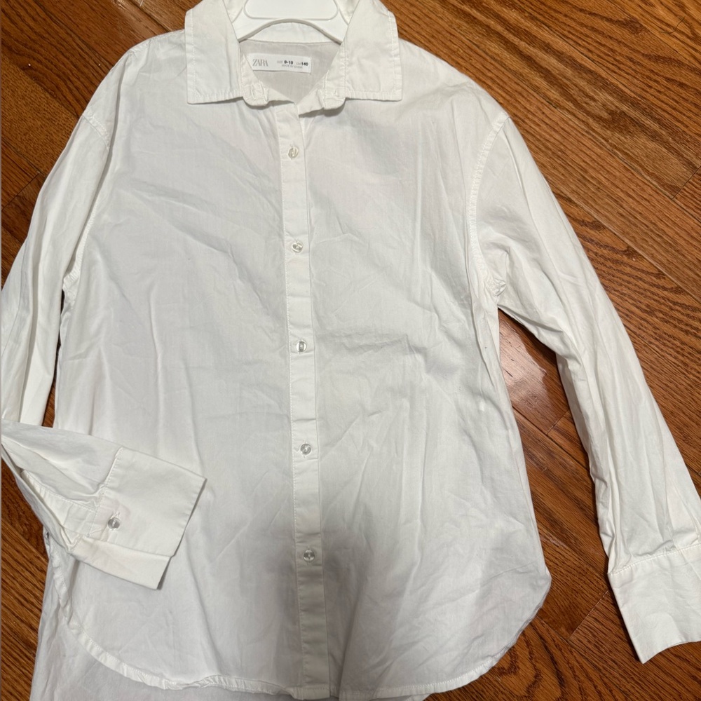 Zara Men's Crisp White Button-Down Shirt